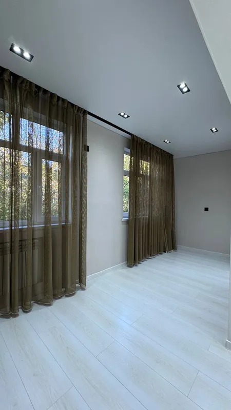 70 m² 3 xonali kvartira sotiladi · ID 6945 3