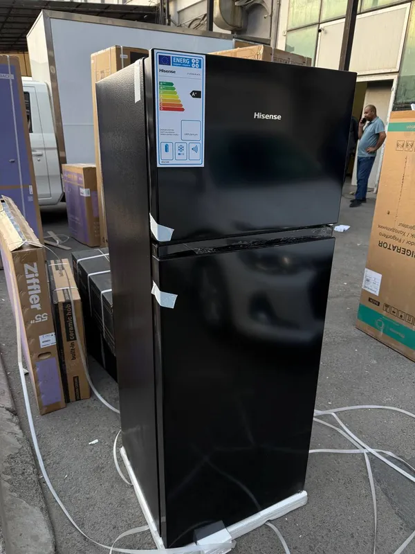 Hisense 143 см 2