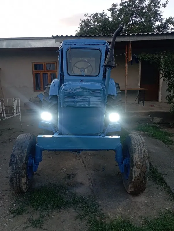 T-40 Traktor idiyal holatda — фото 2