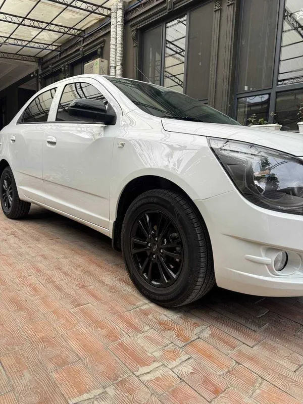 Cobalt 2025 midnight (metan) avtomat 17 000 km 1 Cobalt 2025 midnight (metan) avtomat 17 000 km 1