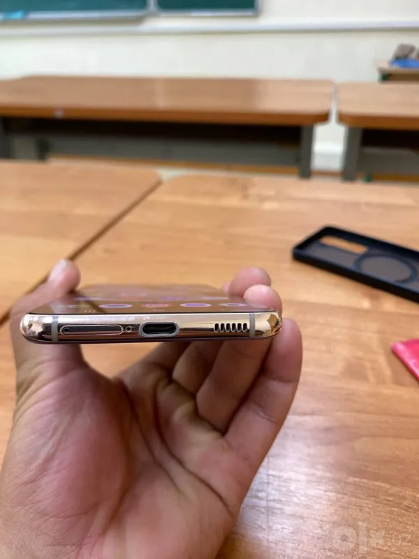 Samsung S21 5G идеальный 2 Samsung S21 5G идеальный 2