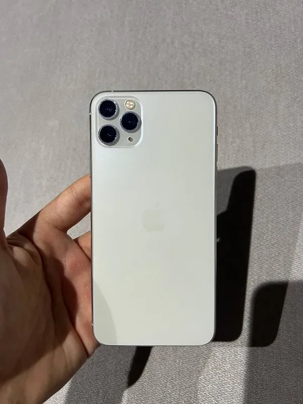 Iphone 11 pro max 1