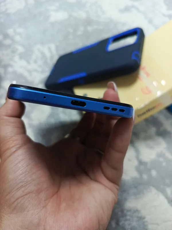 Продам телефон Motorola 4 Продам телефон Motorola 4