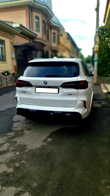 Продаётся BMW X5 — фото 1 Продаётся BMW X5 — фото 1