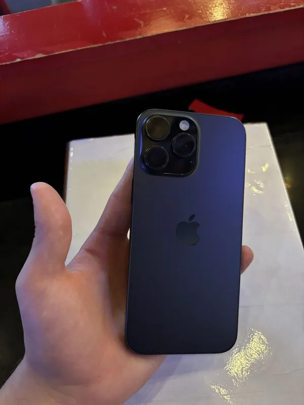 Iphone 16 pro max 5
