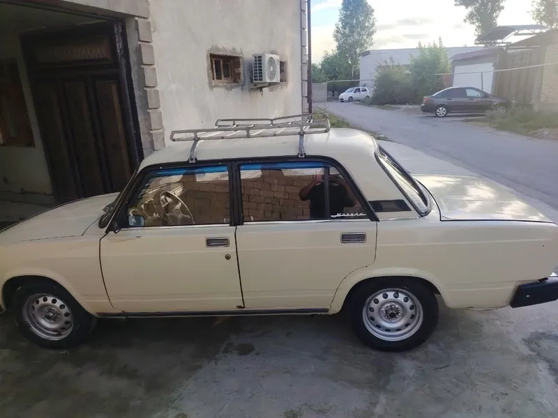 Продаётся ваз 2105 3