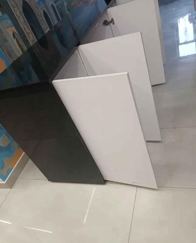 Shoshilinch sotiladi: komod 2 Shoshilinch sotiladi: komod 2