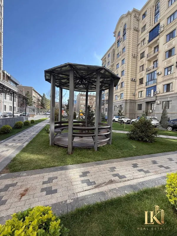 3-комнатная квартира 101 м² в ЖК «Мухташам» (коробка), Юнусабадский район