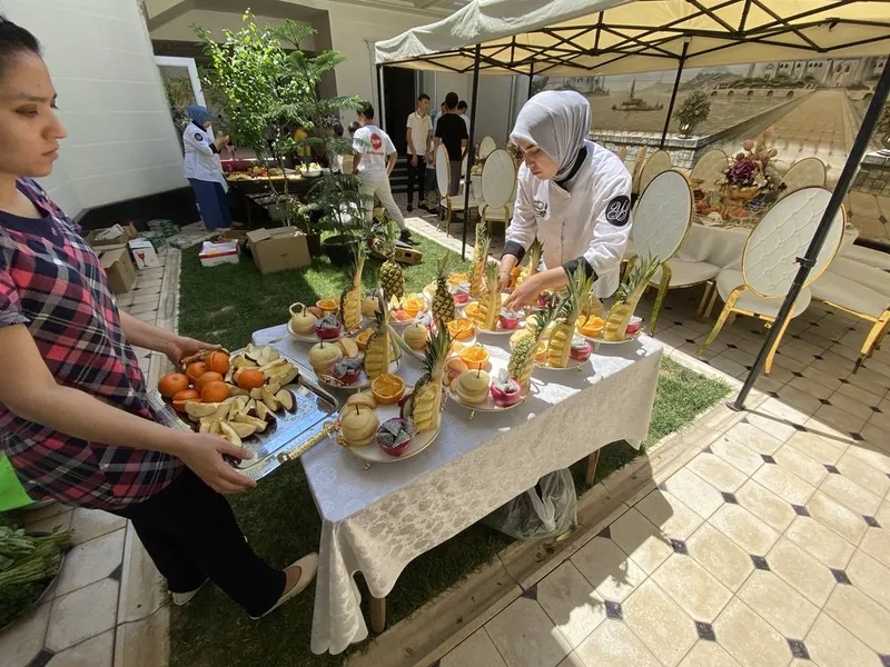 Prakat stol stul Prokat stol stul chinnilar keng assartiment 24/7 — фото 5