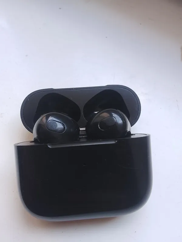 Airopods naushnik 2