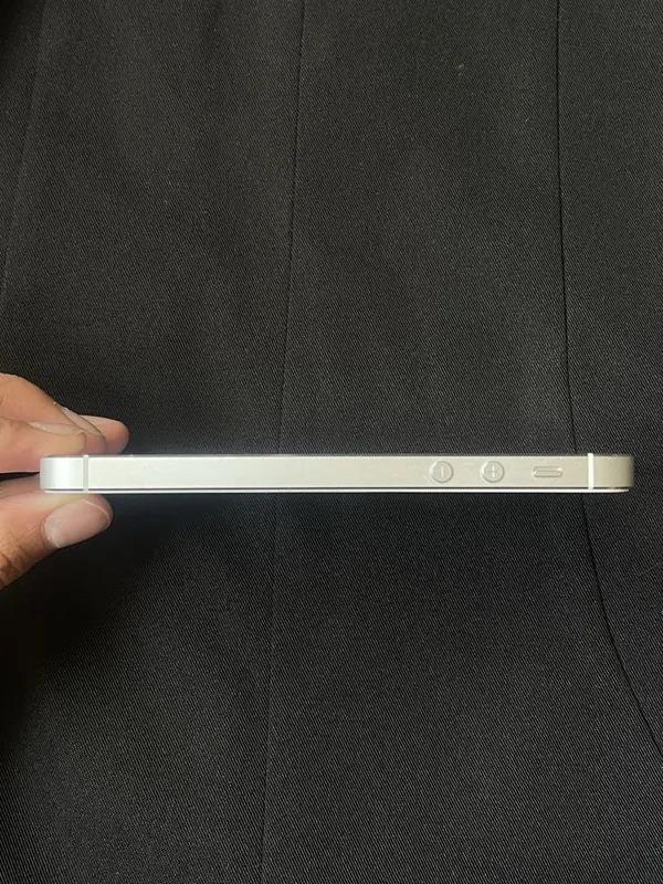 iPhone 5s 16 GB, полный комплект, коробка — фото 2
