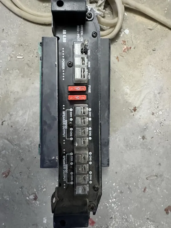 Продается усилитель Kicx AR 4.90 для автомобиля 1000W — фото 3