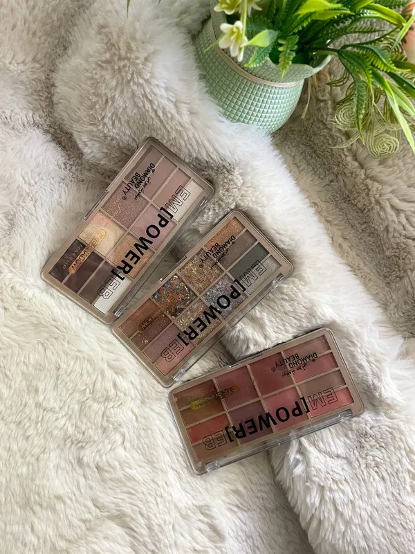 Ten va glitter rumyanali nabor 1