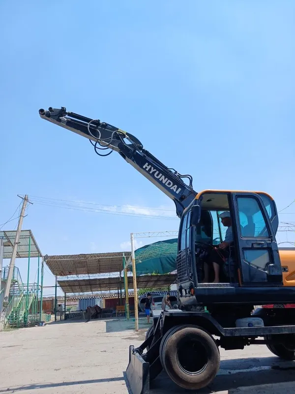 hyundai 60tali ekskavator 1 hyundai 60tali ekskavator 1