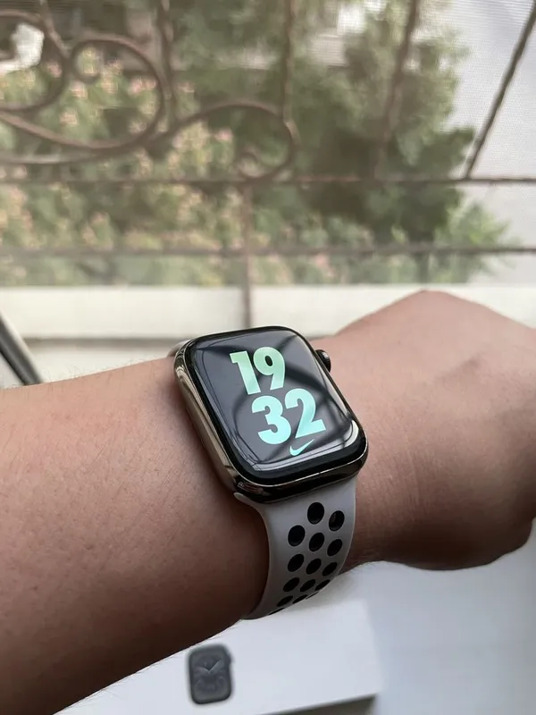 Apple watch 8 45mm stainless steel. Simkartalik.