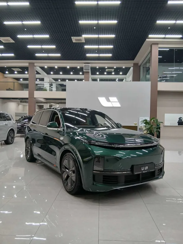 Lixiang L9 Ultra Restyling от Li Auto Uzbekistan 3 ГОДА гарантия 1 Lixiang L9 Ultra Restyling от Li Auto Uzbekistan 3 ГОДА гарантия 1