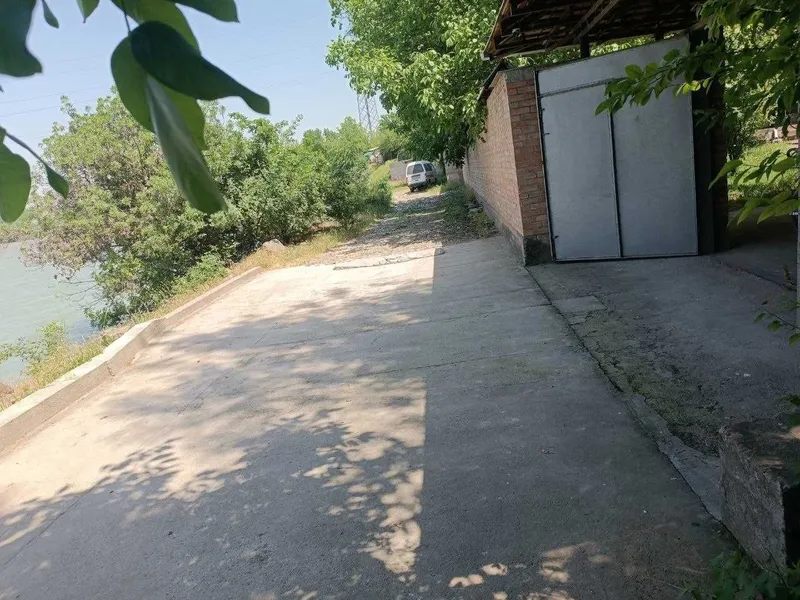 уй (плановый частный дом) сотилади