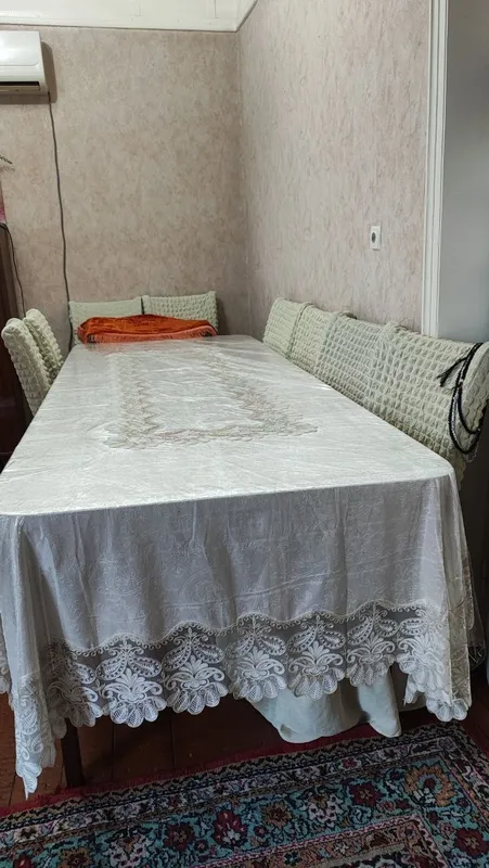 Стол и 12 стульев 1 Стол и 12 стульев 1