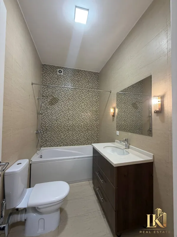 Almazar City ЖКda yevro taʼmirli 1 xonali kvartira sotiladi 4