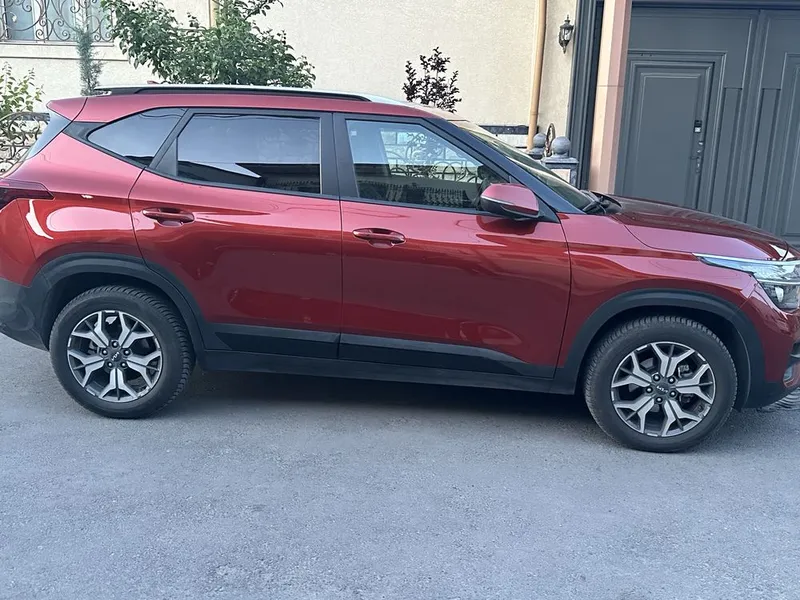 Kia Seltos не битая не крашеная — фото 1