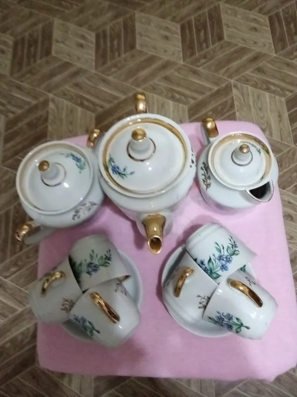 г. Навои. Продам новую посуду ( Япония, Россия, Корея).