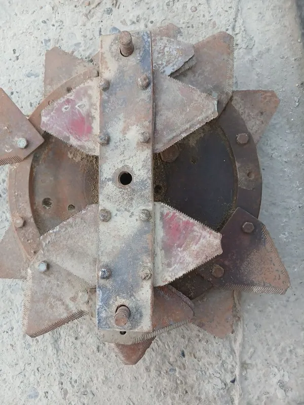 Drabilka. 5kv 380w ga ishlaydi. Молодковой va махавекли 24 тишли bor 4 Drabilka. 5kv 380w ga ishlaydi. Молодковой va махавекли 24 тишли bor 4