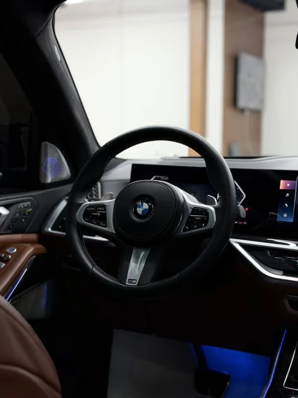 BMW X7 xDrive 40i — фото 8