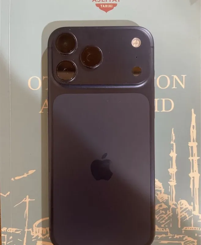 iPhone 17 Pro Max 5