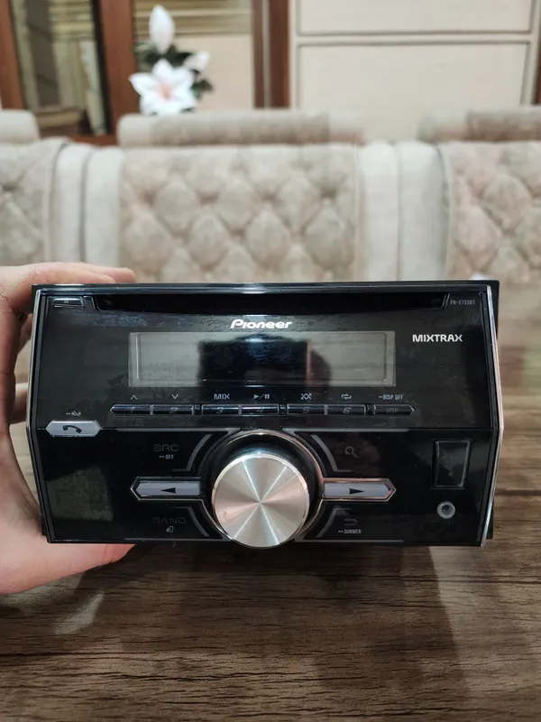 Pioneer FH-X755BT 1