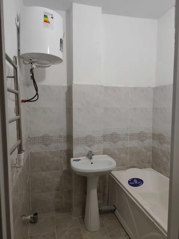 Ijaraga Beriladi – Yangi 2 Xonali Kvartira (2-qavat) 1 Ijaraga Beriladi – Yangi 2 Xonali Kvartira (2-qavat) 1