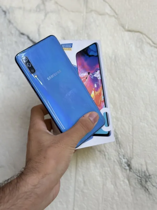 Samsung Galaxy A70 1 Samsung Galaxy A70 1