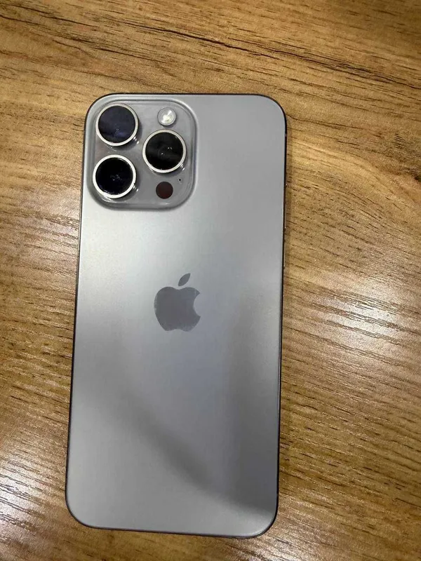 СРОЧНО !! Продается телефон в Яшнабаде Iphone 15 Pro Max 1 TB — фото 1