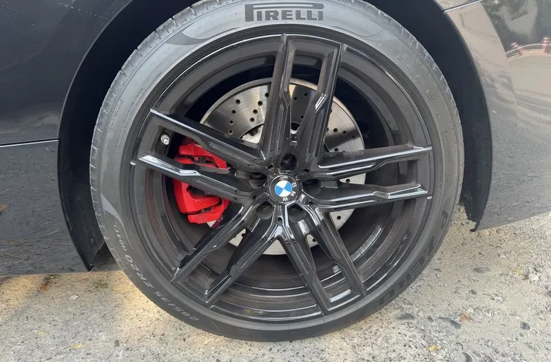 BMW M8 Competition disklari 2 BMW M8 Competition disklari 2