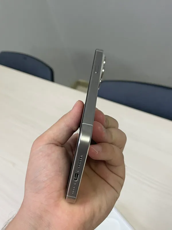 iPhone 15 Pro Max 5 iPhone 15 Pro Max 5