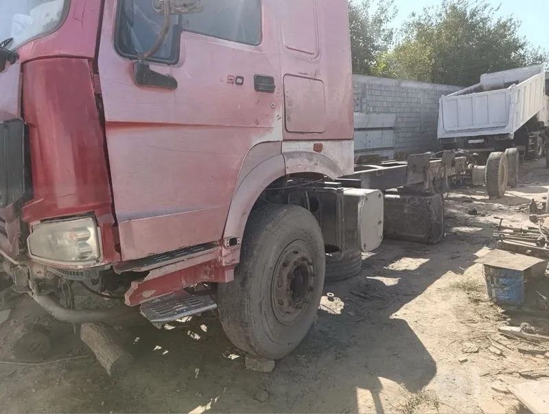 Продаётся рама и кабина самосвала Howo 1 Продаётся рама и кабина самосвала Howo 1