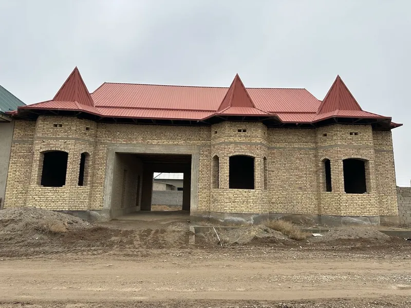 СРОЧНО! Карши шахар Беклар Массиви 5 хонали катта уй, ховли, участка