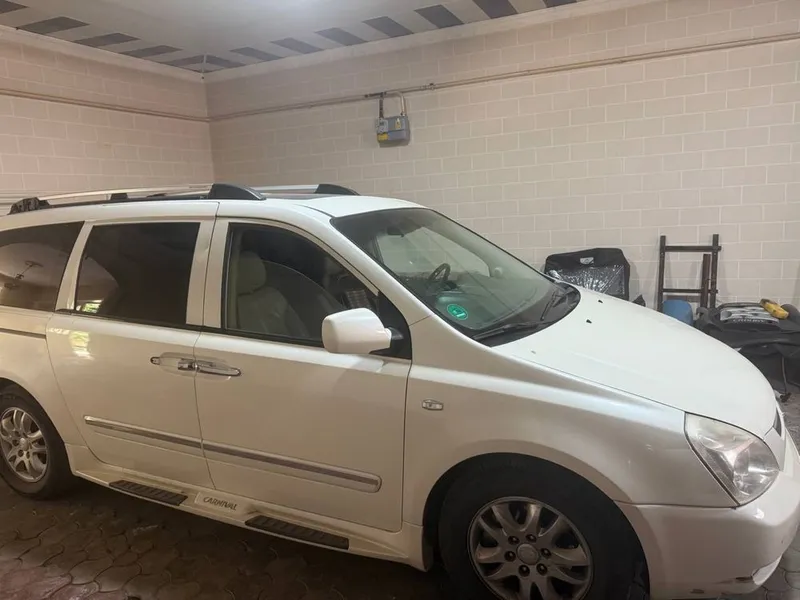 Kia Carnival 2006 va 2007 yil 2 ta bor srochno 3 Kia Carnival 2006 va 2007 yil 2 ta bor srochno 3