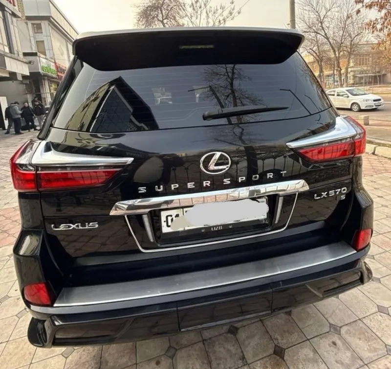 Lexus LX 570 Sport+ 2019 Tozza SROCHNA Sotiladi!!! — фото 1