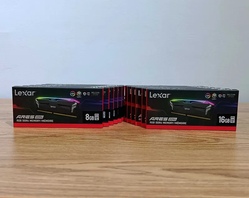 DDR5 Hyperx Fury 32GB / DDR5 T-Force Delta 16GB / DDR4 Lexar Ares 8/16 4 DDR5 Hyperx Fury 32GB / DDR5 T-Force Delta 16GB / DDR4 Lexar Ares 8/16 4