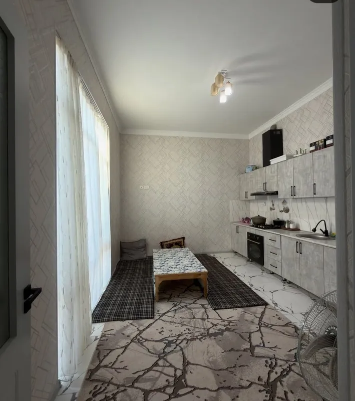 Назарбек Текстилда. 69 000$ 6