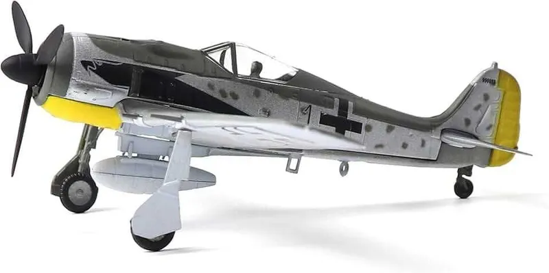 Сборная модель самолета Фокке-Вульф Fw 190 А8 (Italeri, 1/72) — фото 4
