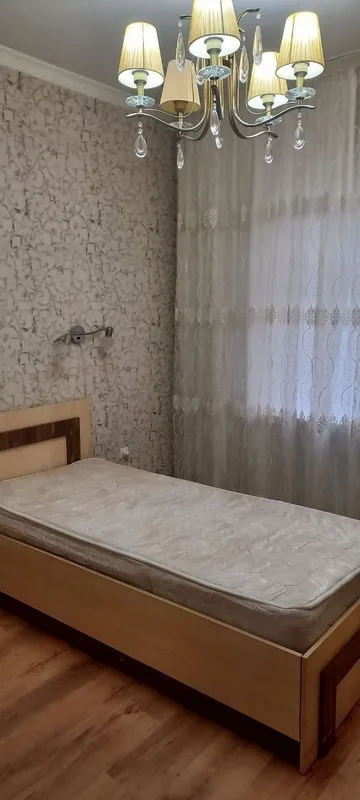 Ахмад Югнакий — Просторная 3-комнатная в Аренду Ахмад Югнакий Этаж: 1 — фото 3