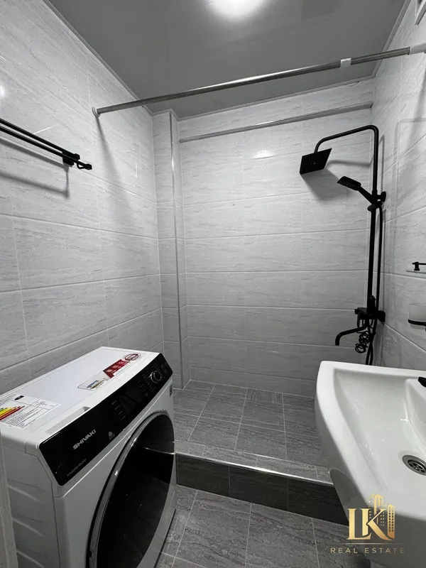 Продаётся 2-комнатная квартира в ЖК Bobur Residence 8