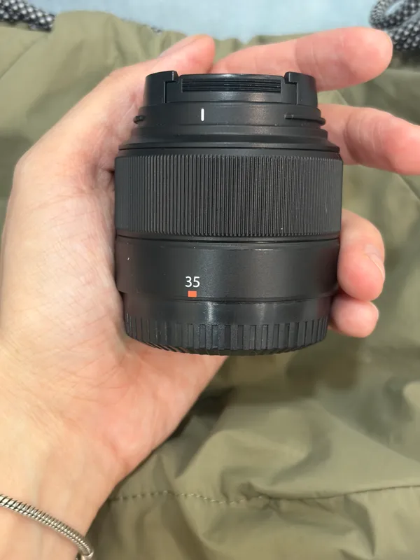 Fujifilm x-t30 III kamerasi va Fujinon 35mm obyektivi 5 Fujifilm x-t30 III kamerasi va Fujinon 35mm obyektivi 5