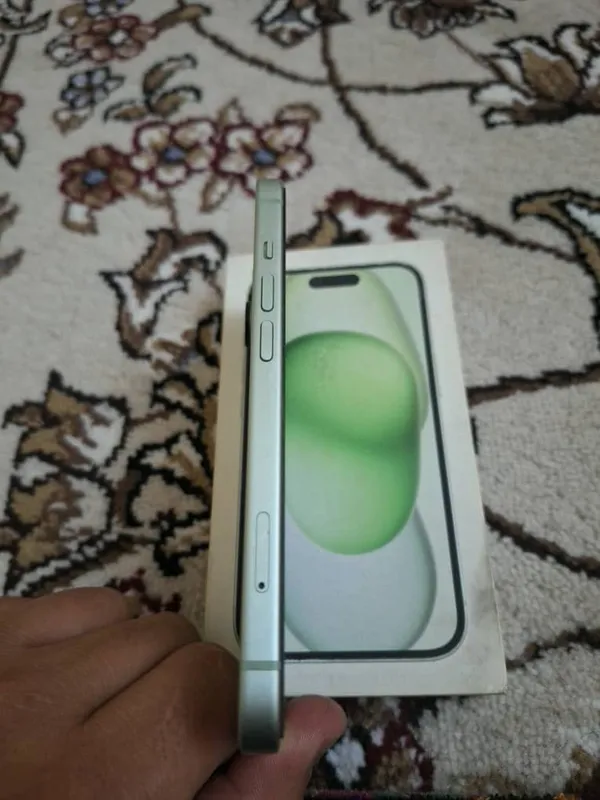 holati zòr 87yomqis 128gb iphone 15 uzi 2