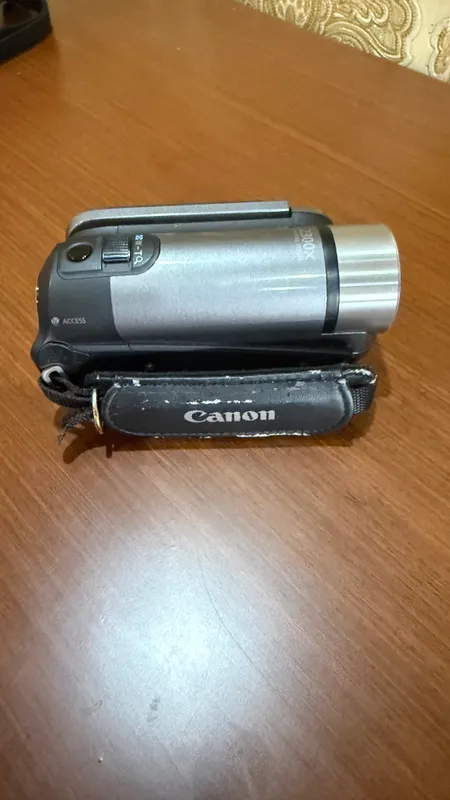 Видеокамера Canon — фото 4