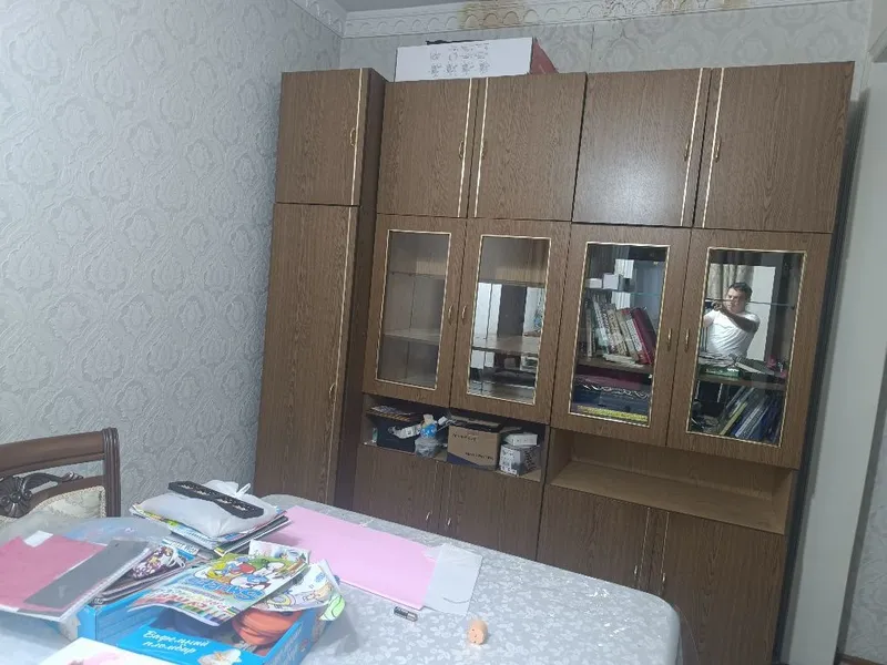 Гостиный мебель и стол продам СРОЧНО