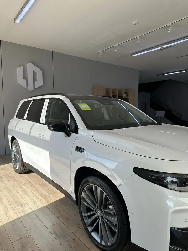Leapmotor C16 200km HYBRID 3YIL GARANTIYA 2 Leapmotor C16 200km HYBRID 3YIL GARANTIYA 2