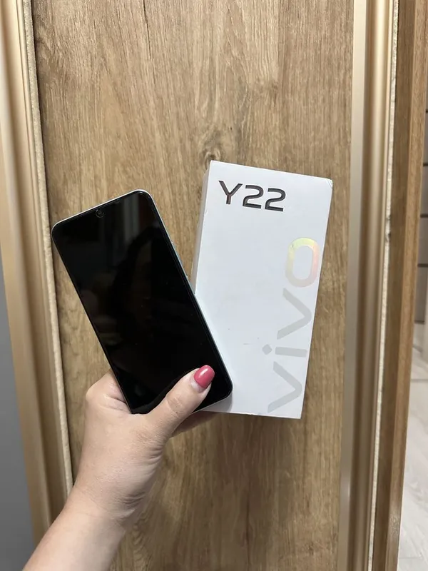 Телефон Vivo Y22 1 Телефон Vivo Y22 1