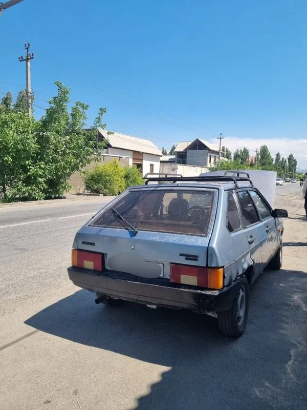 09 Holati yaxshi bitta ro’zg’orni tebratadigan puli yengil 3 09 Holati yaxshi bitta ro’zg’orni tebratadigan puli yengil 3